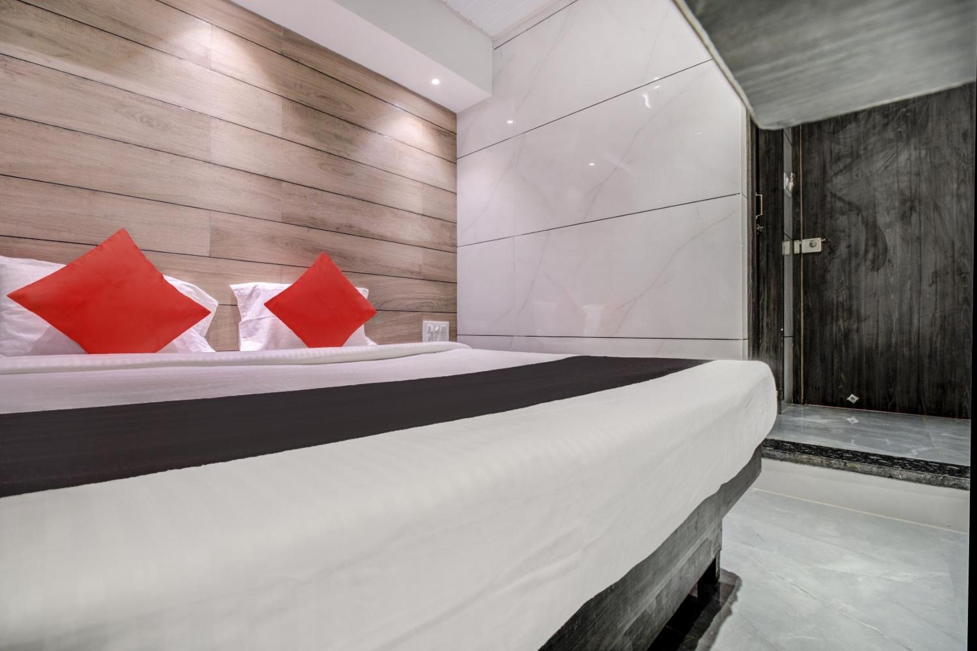 Hotel Spring Residency Bombay Extérieur photo