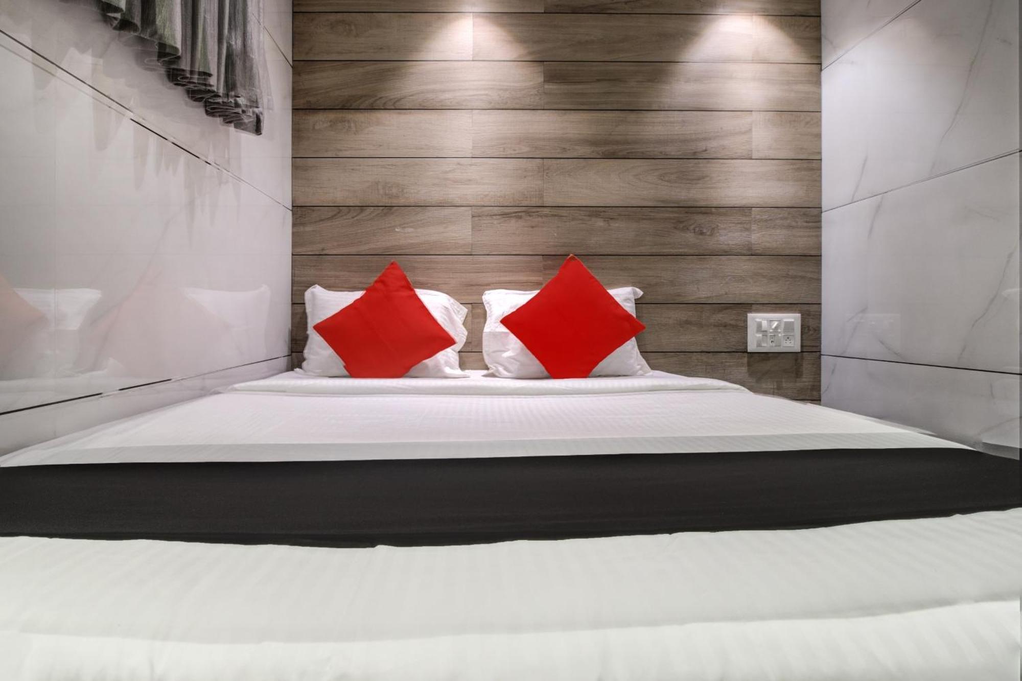 Hotel Spring Residency Bombay Extérieur photo