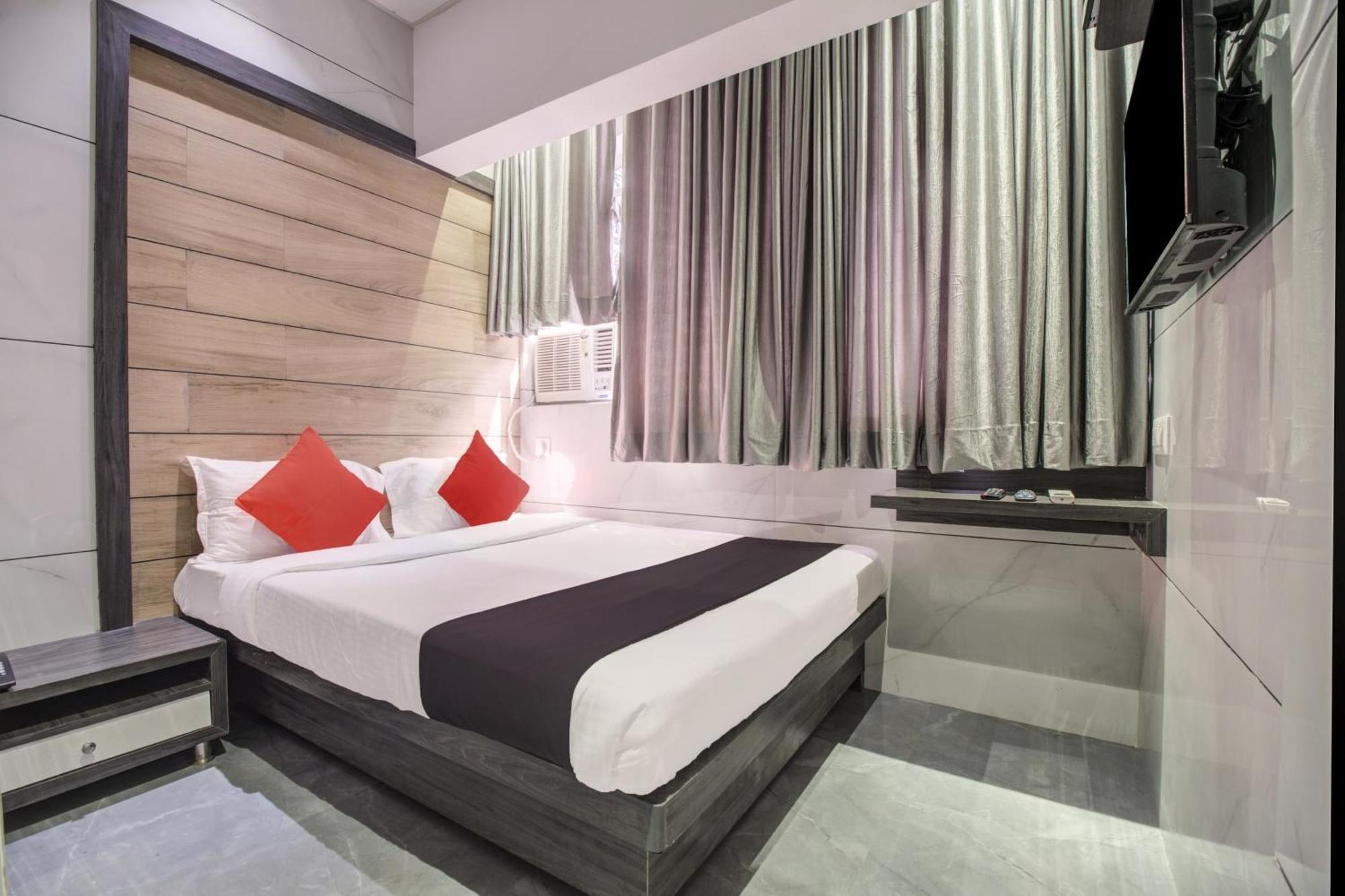 Hotel Spring Residency Bombay Extérieur photo