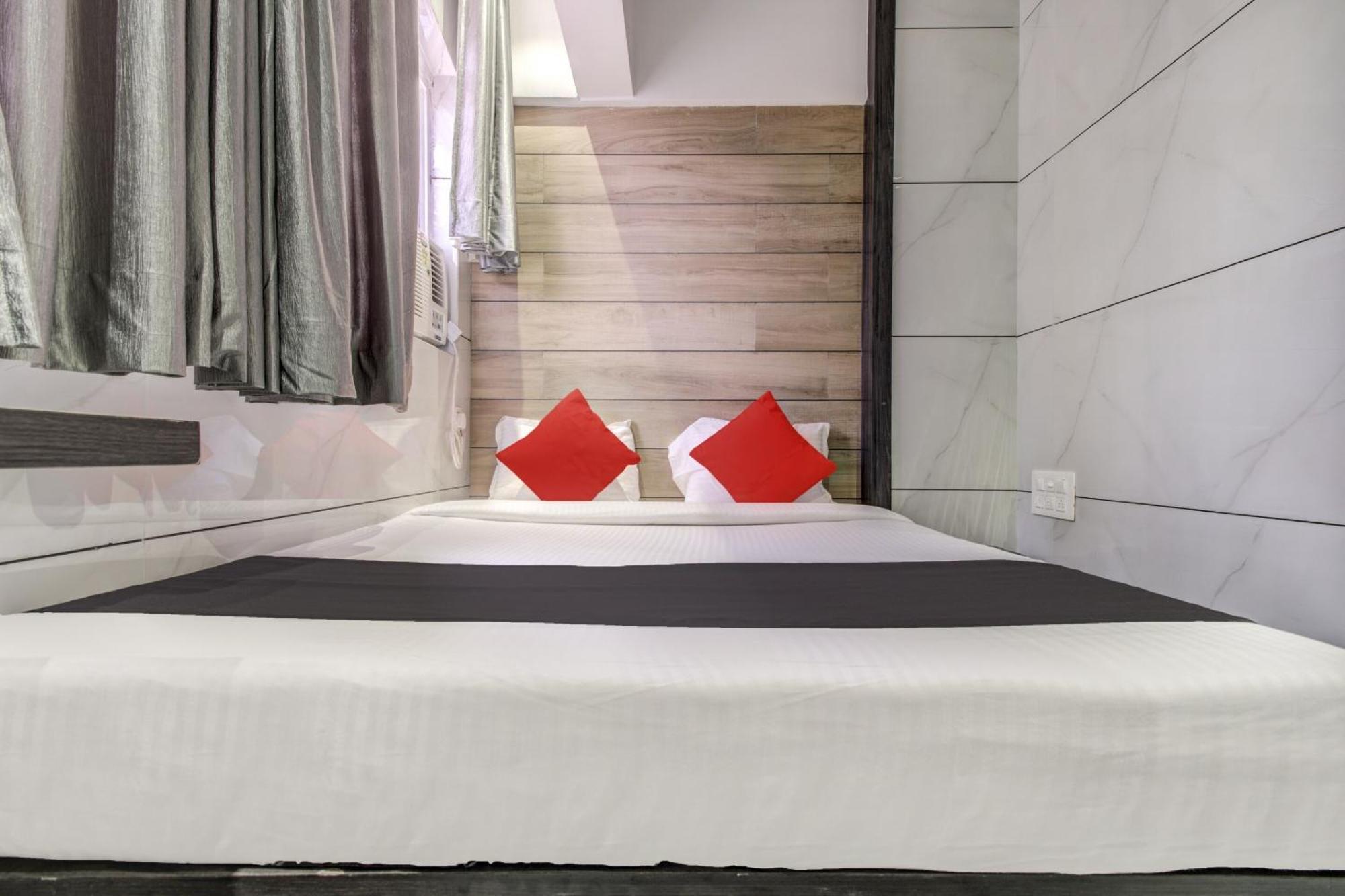 Hotel Spring Residency Bombay Extérieur photo